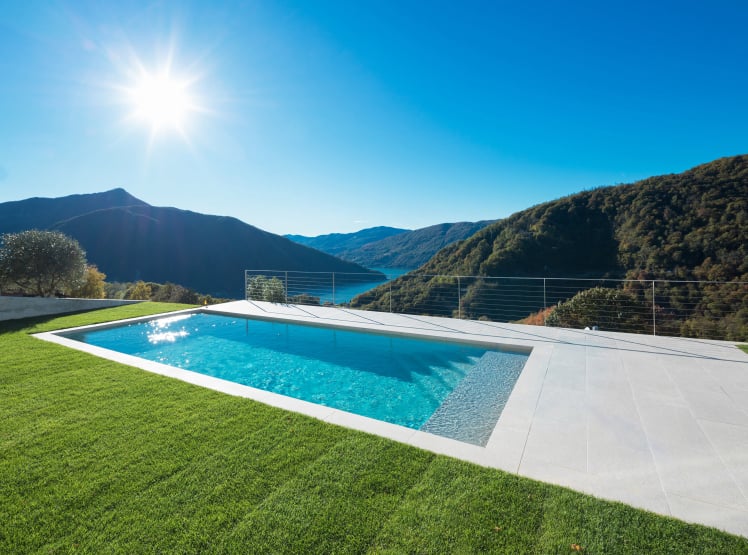Fliesen für Swimming Pools